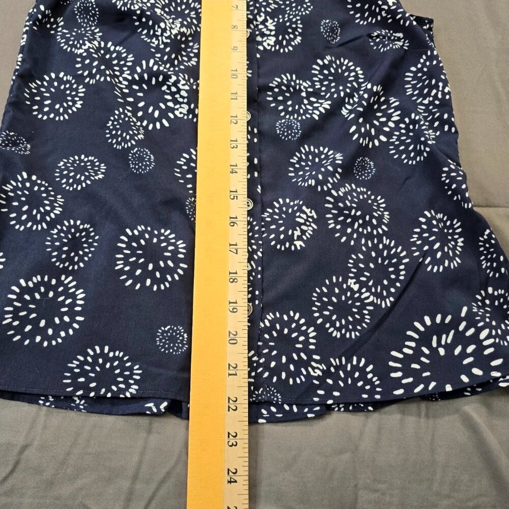 Cabi Womens Sleeveless Dandelion Wish Navy Blue Top Blouse Button Up Size XS - Picture 5 of 8